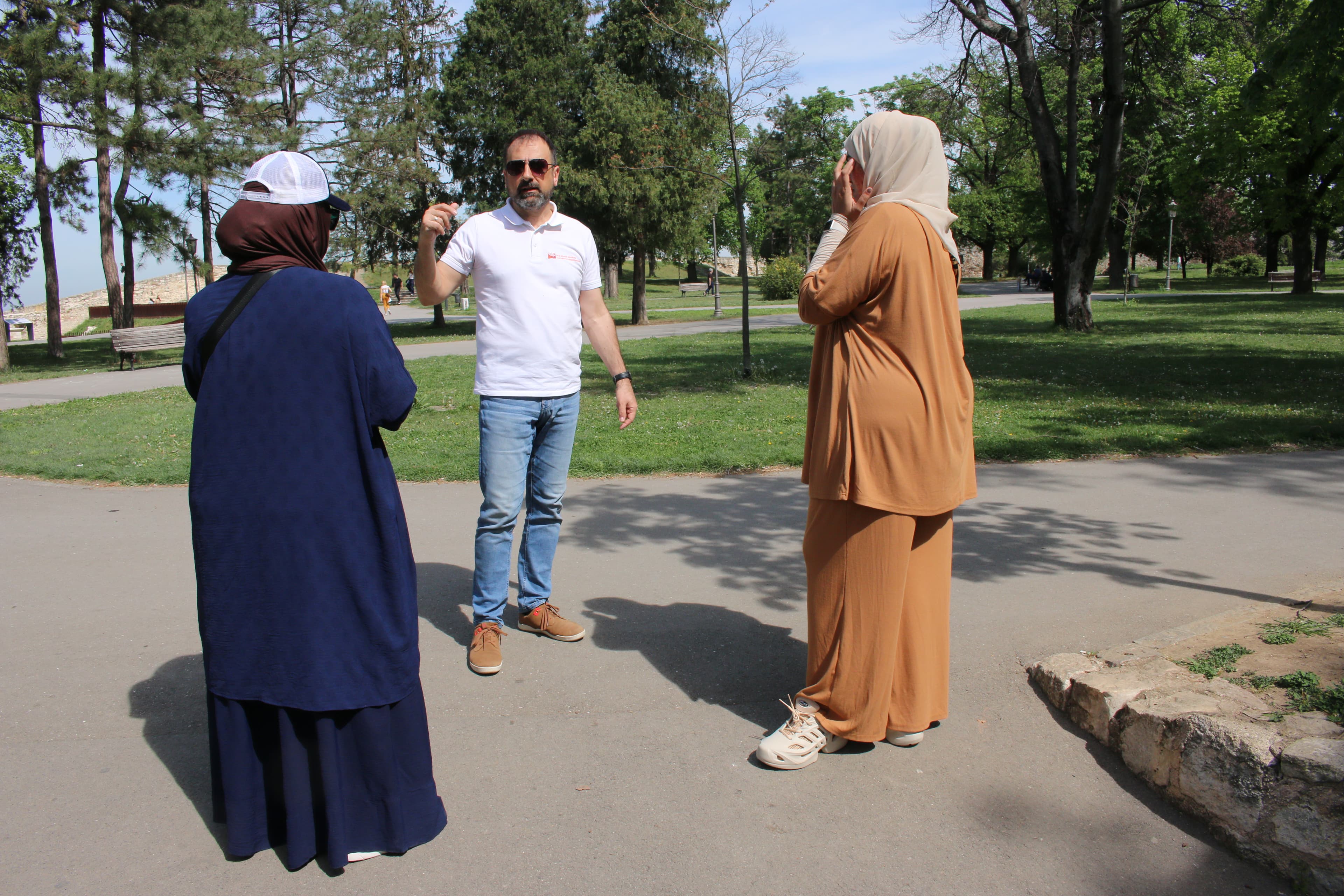 A multi-day tour moment